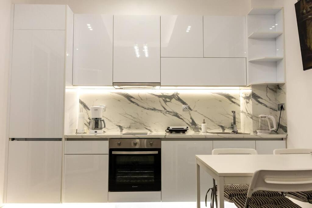 The Golden Home 1 Piraeus Ngoại thất bức ảnh